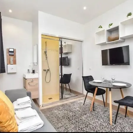 Appartamento Studio Special Jo - Pigalle - Montmartre - Republique - 2 Pers Parigi